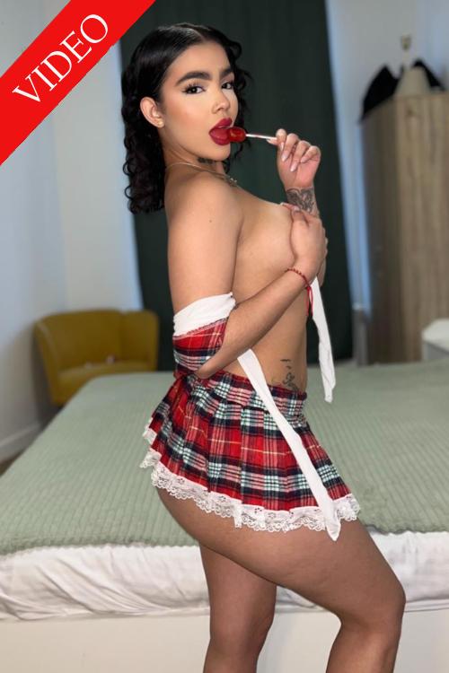 Ibiza tops - Escorts - JULIETA